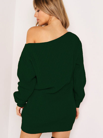 Classic Vintage Sweater with a Flattering Fit