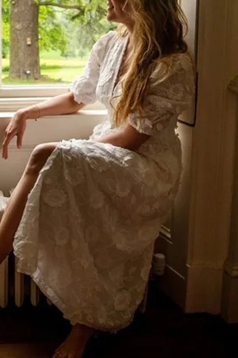 Elegantly Styled Dress for Everyday Wear