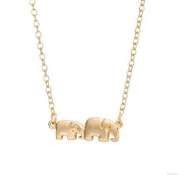 Classic Gold Bracelet with Timeless Appeal