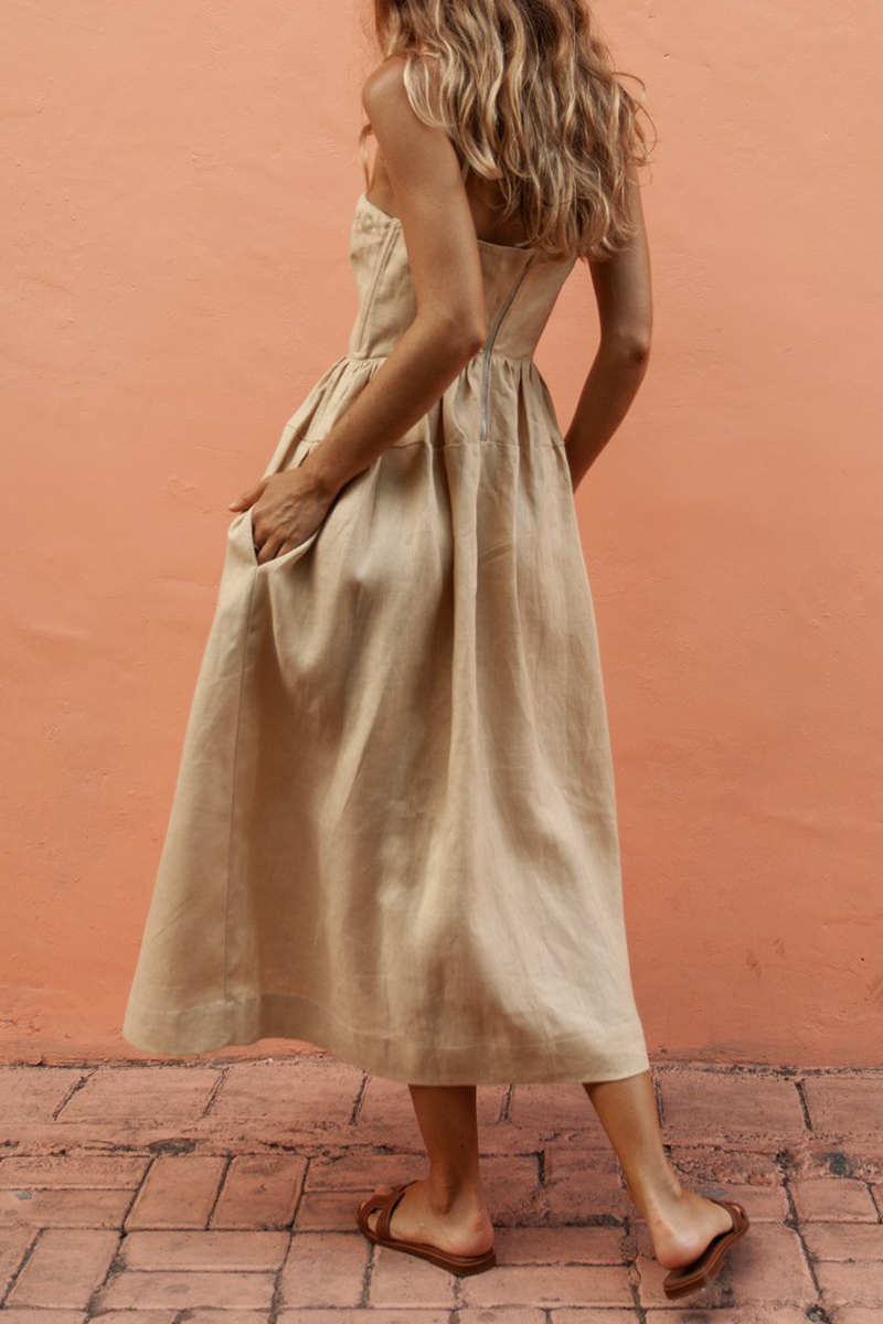Beautifully Crafted Dress in a Classic Style