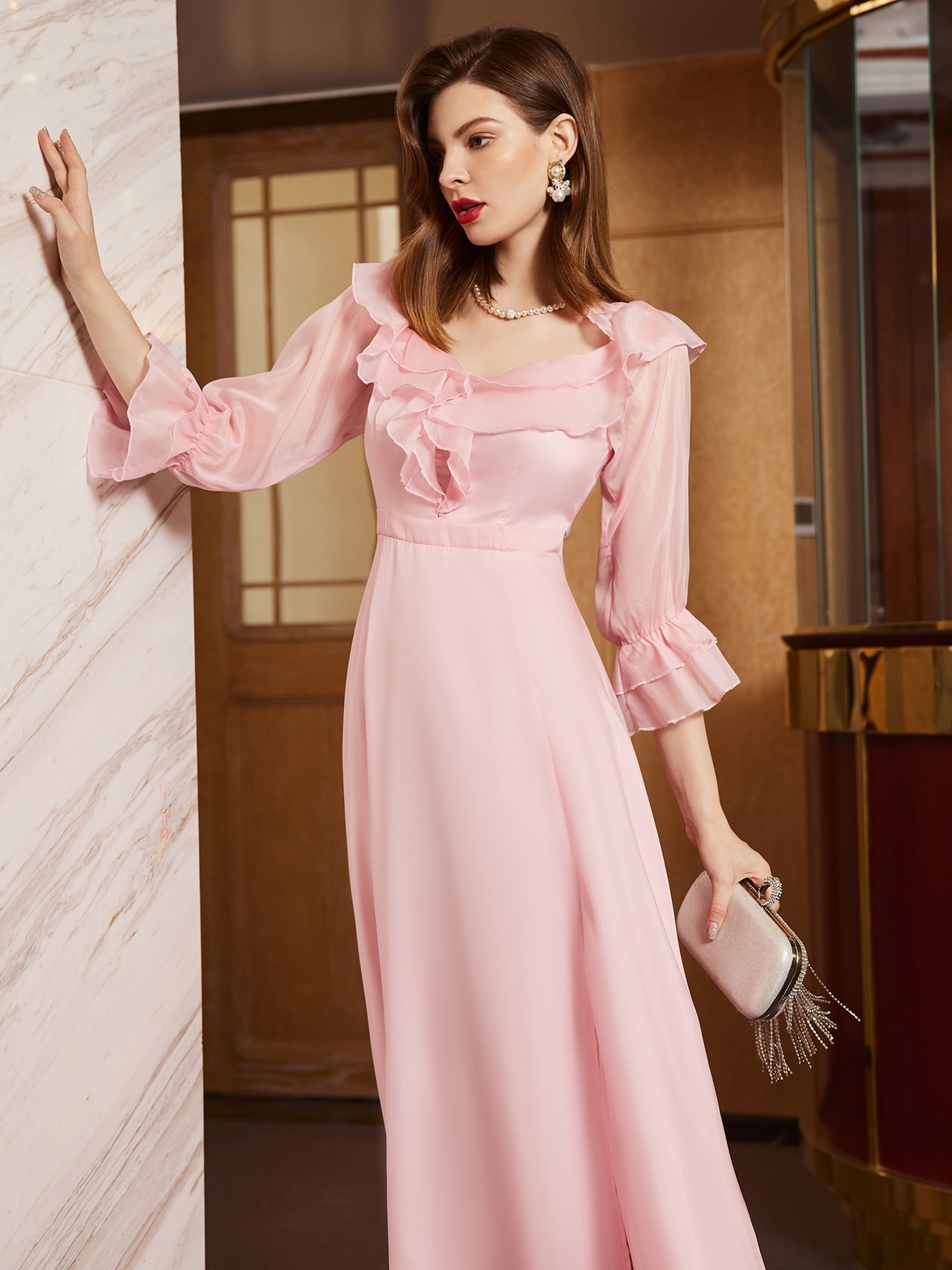 Sophisticated Dress with a Clean Classic Look