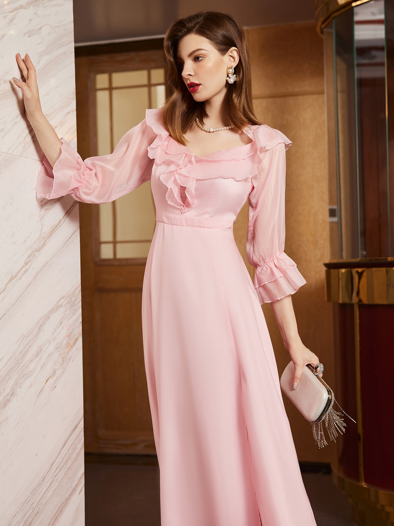 Sophisticated Dress with a Clean Classic Look