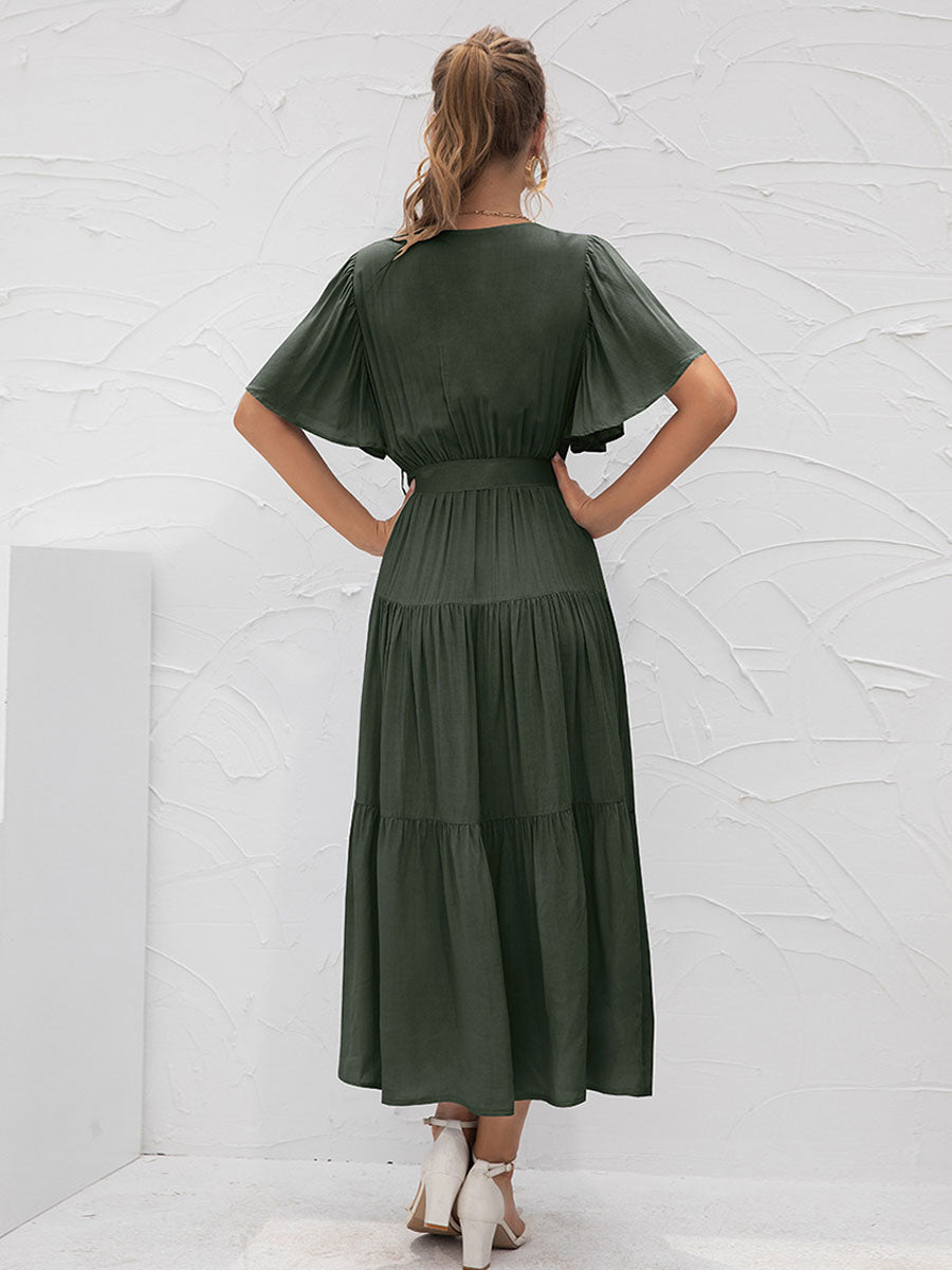 Effortlessly Elegant Dress with a Timeless Design