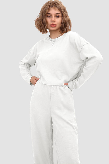 Well Tailored Pullover with a Graceful Silhouette