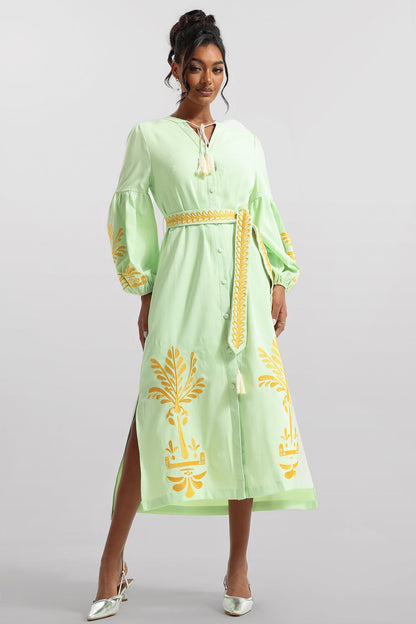 Sophisticated Dress with a Clean Classic Look