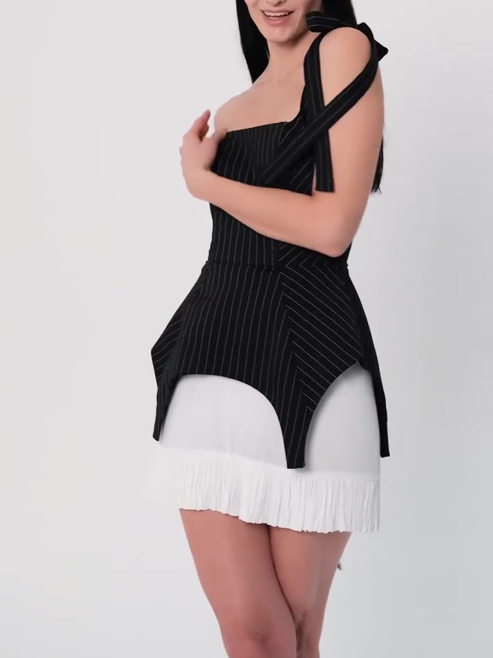Beautifully Finished Top in a Timeless Design