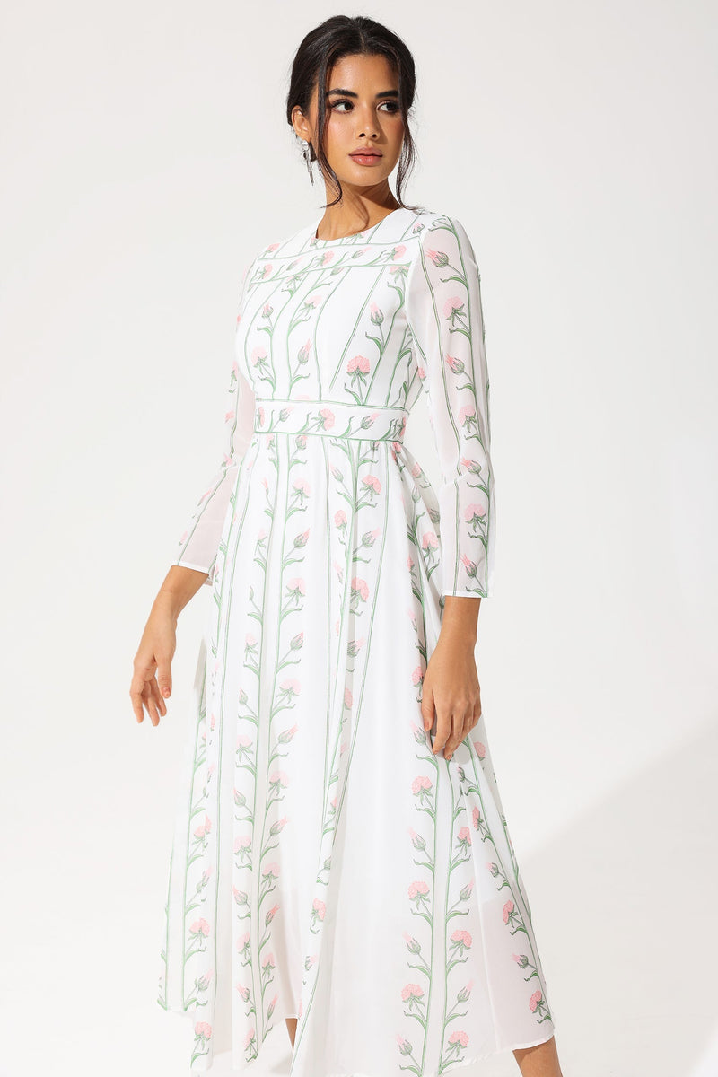 Well Tailored Dress with a Graceful Silhouette