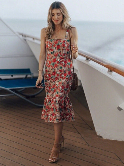 Gracefully Styled Dress for Any Occasion
