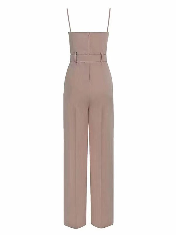 Well Tailored Pants with a Graceful Silhouette