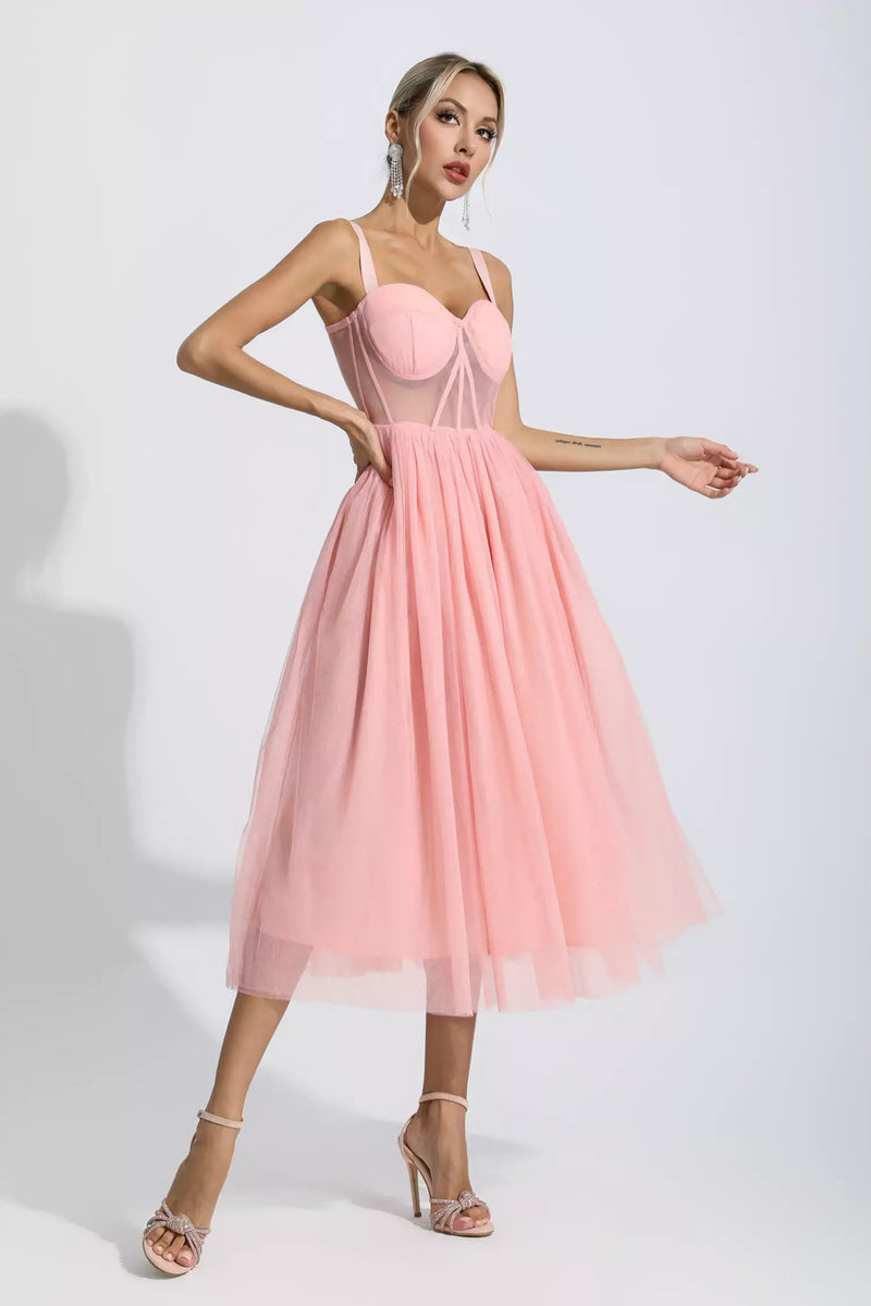 Polished Dress with an Effortless Classic Look