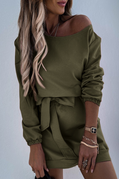 Effortlessly Elegant Dress with a Timeless Design