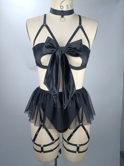 Effortlessly Elegant Garment with a Timeless Design