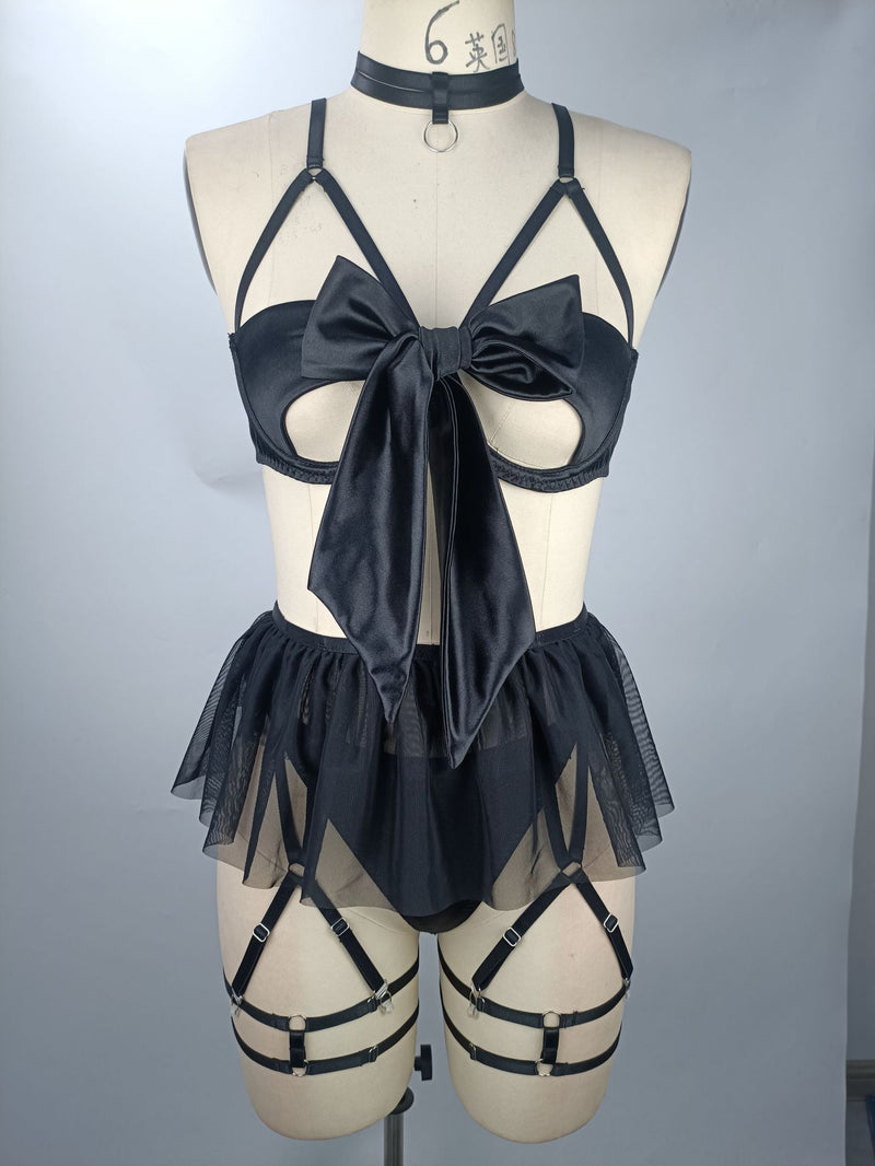Effortlessly Elegant Garment with a Timeless Design