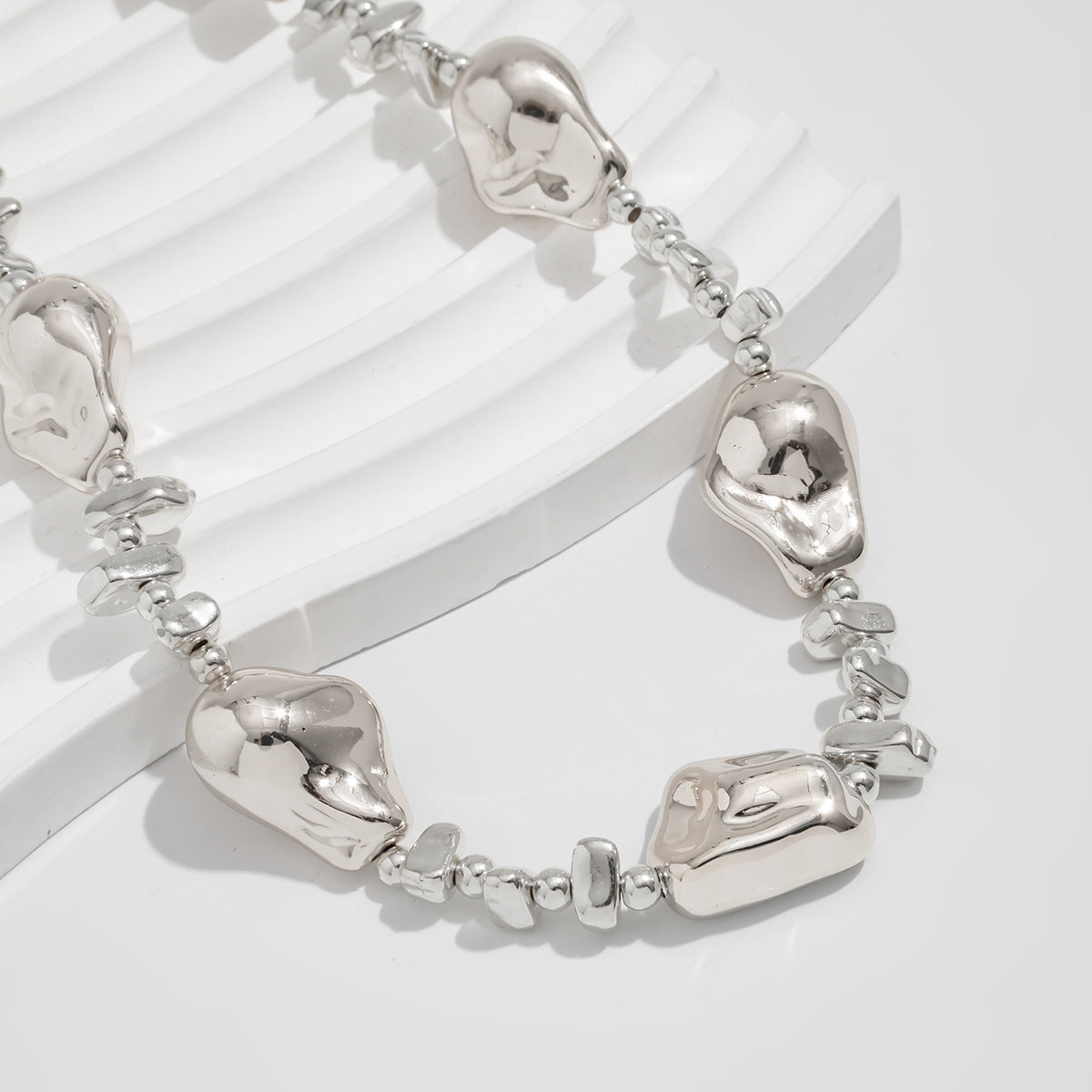 Charming Pearl Necklace for Any Occasion