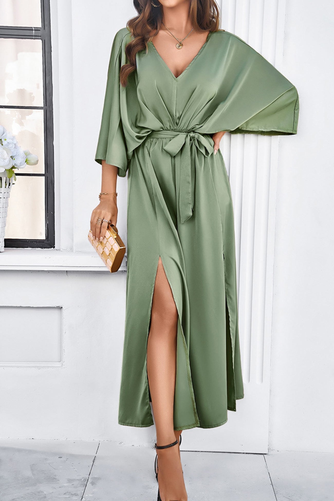 Gracefully Styled Dress for Any Occasion