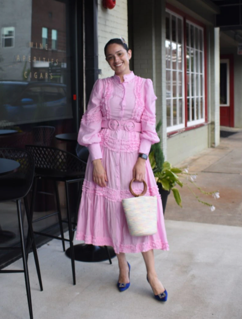 Beautifully Finished Dress in a Timeless Design
