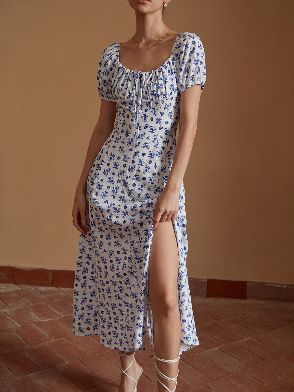 Classic Vintage & Enduringly Stylish Dress