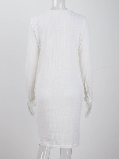 Effortlessly Elegant Dress with a Timeless Design