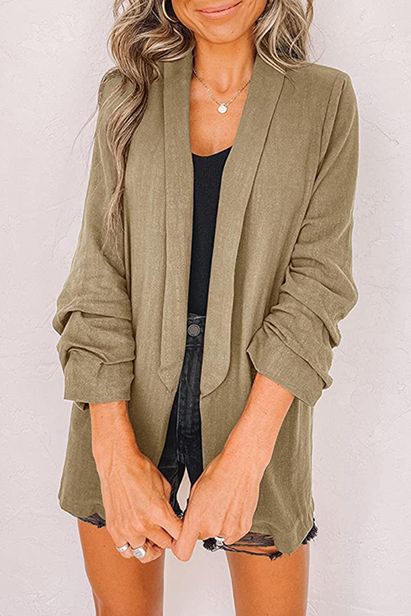 Sophisticated Garment with a Clean Classic Look