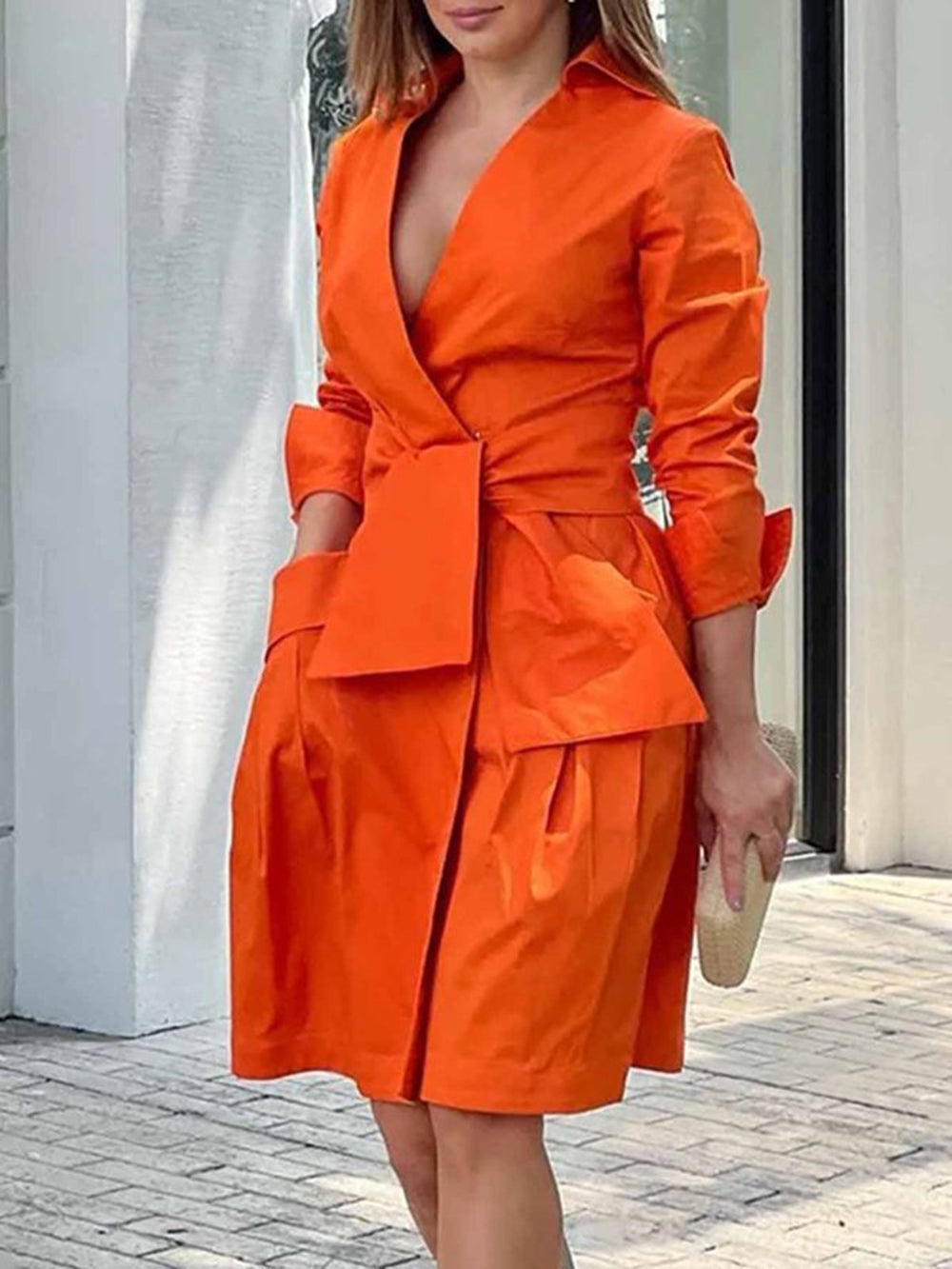 Effortlessly Elegant Dress with a Timeless Design
