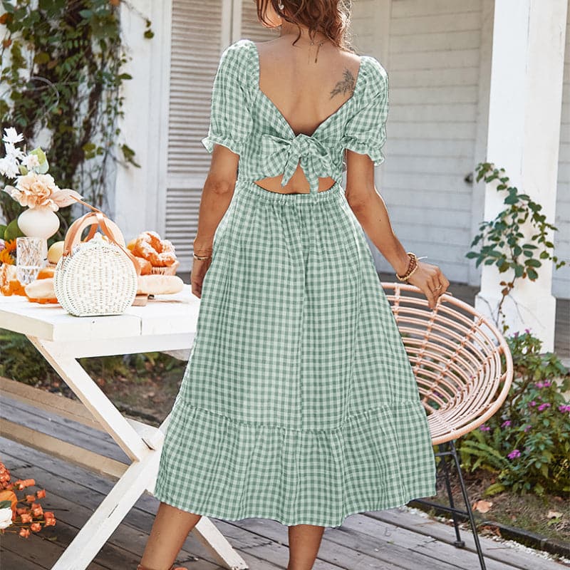 Beautifully Crafted Dress in a Classic Style