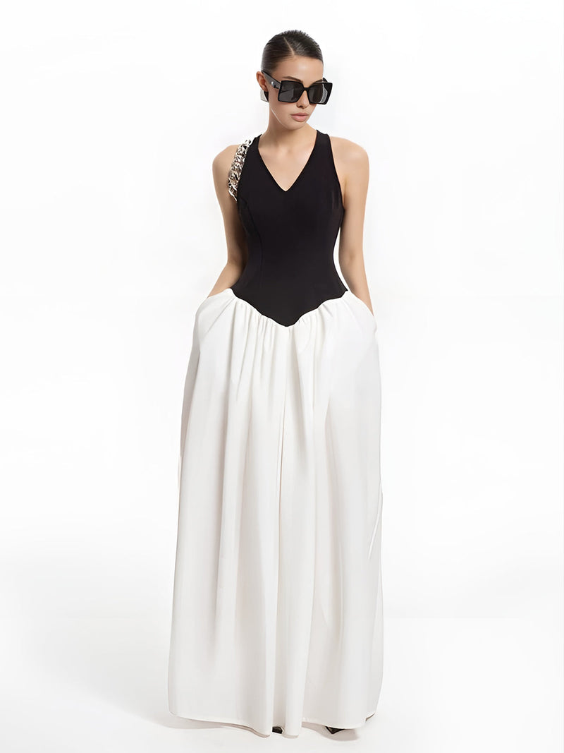 Sophisticated Dress with a Clean Classic Look