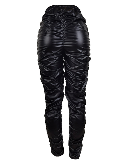 Well Tailored Pants with a Graceful Silhouette