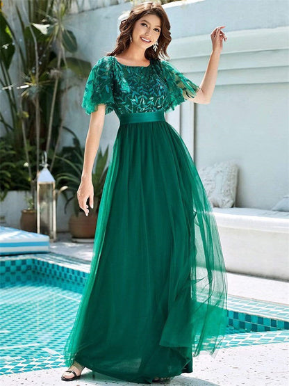 Elegantly Styled Dress for Everyday Wear