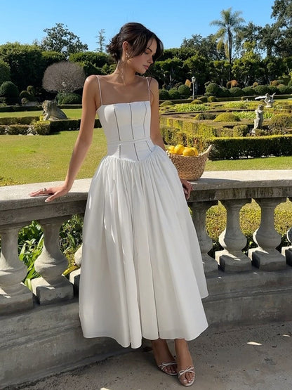 Classic Vintage & Enduringly Stylish Dress