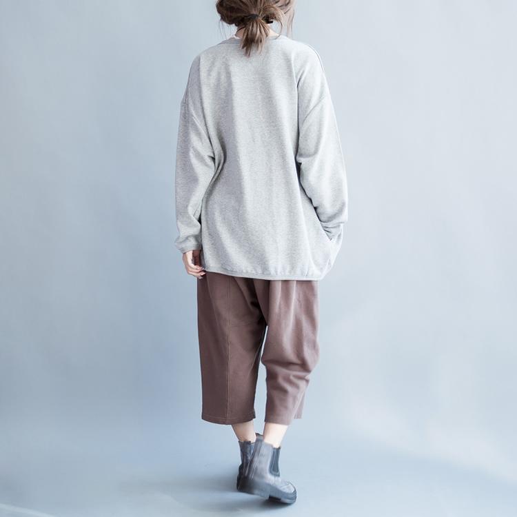 Classic Vintage Sweater with a Flattering Fit