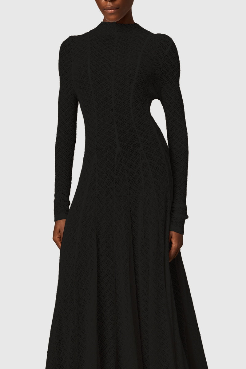 Gracefully Styled Dress for Any Occasion