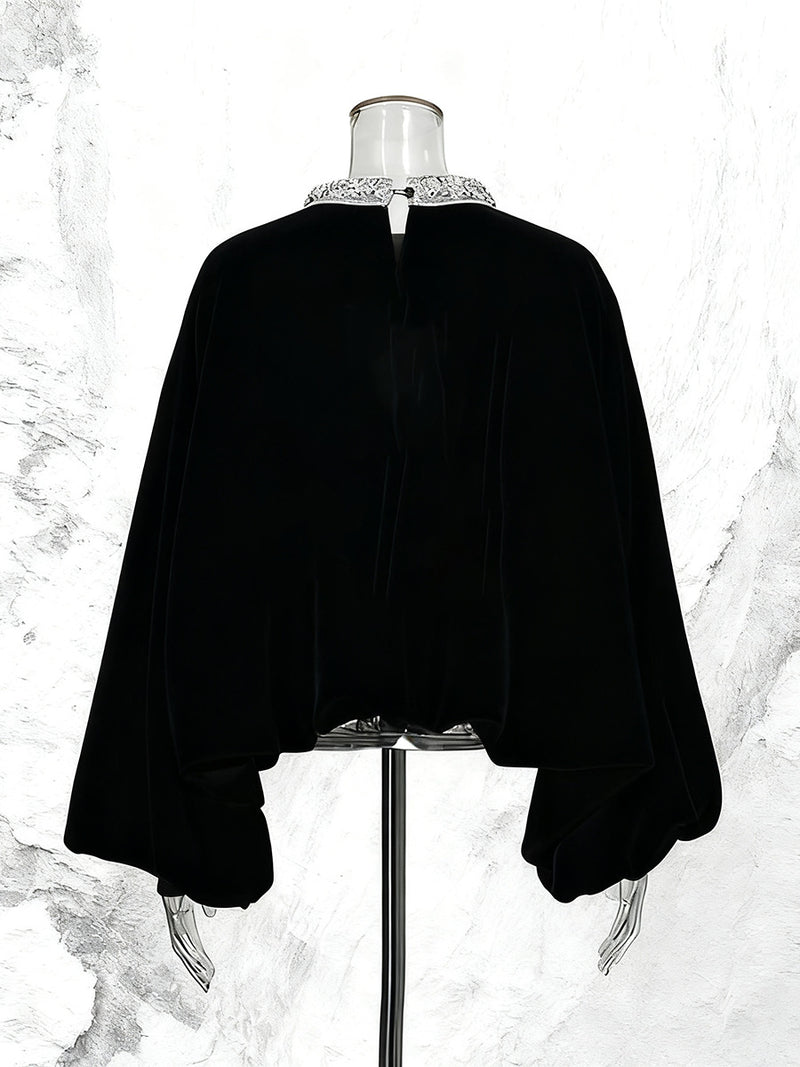 Gracefully Styled Pullover for Any Occasion