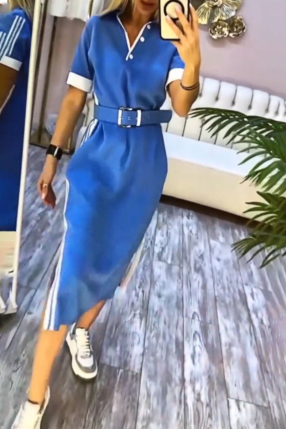 Well Tailored Dress with a Graceful Silhouette