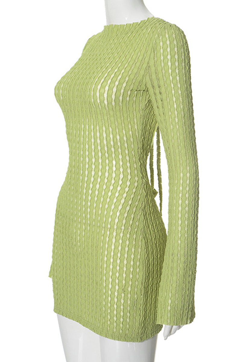 Effortlessly Elegant Dress with a Timeless Design