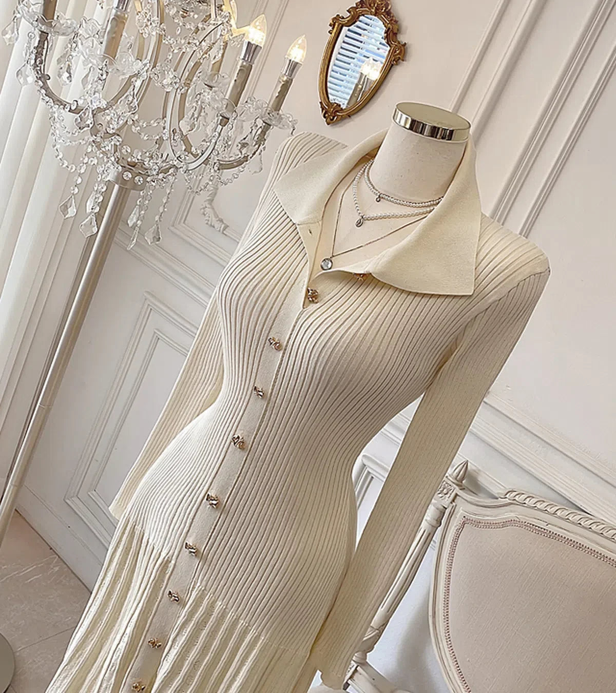 Sophisticated Dress with a Clean Classic Look