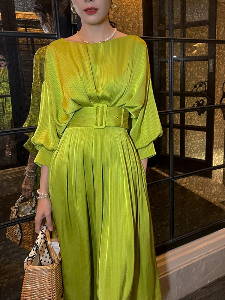 Polished Dress with an Effortless Classic Look
