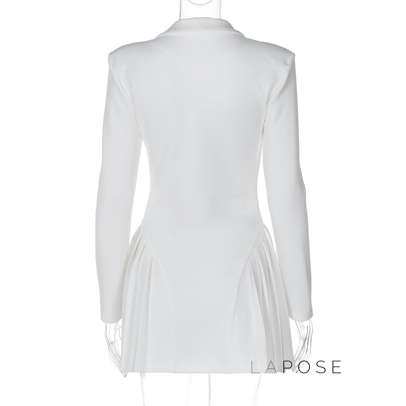 Sophisticated Dress with a Clean Classic Look