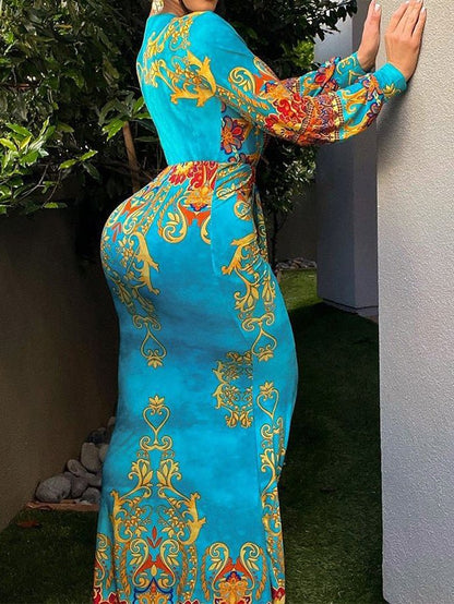 Classic Vintage & Enduringly Stylish Dress