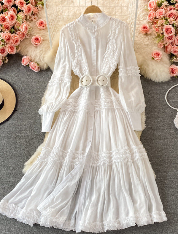 Beautifully Finished Dress in a Timeless Design