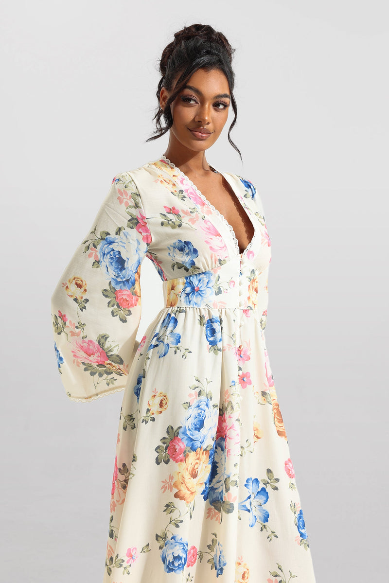 A Vintage Style Dress with Delicate Timeless Details