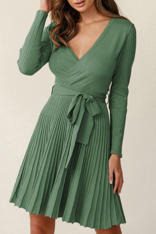 Classic Vintage Sweater with a Flattering Fit