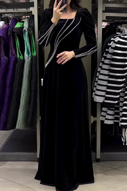 Effortlessly Elegant Dress with a Timeless Design
