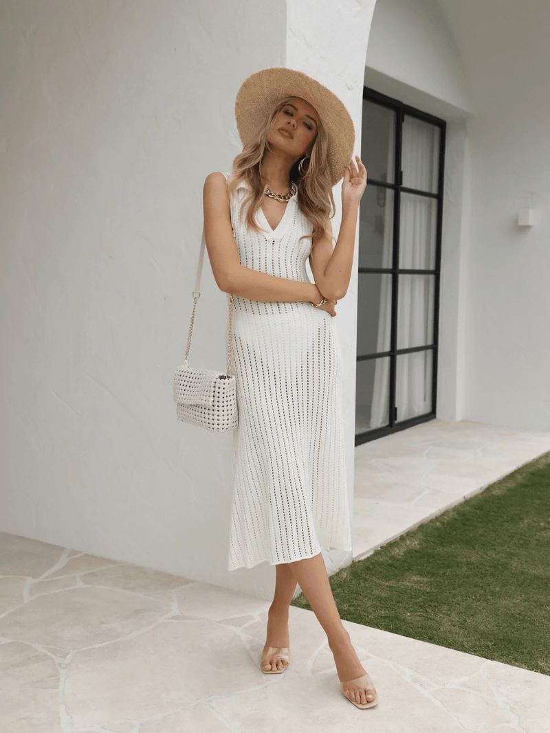 Classic Vintage Dress with a Flattering Fit