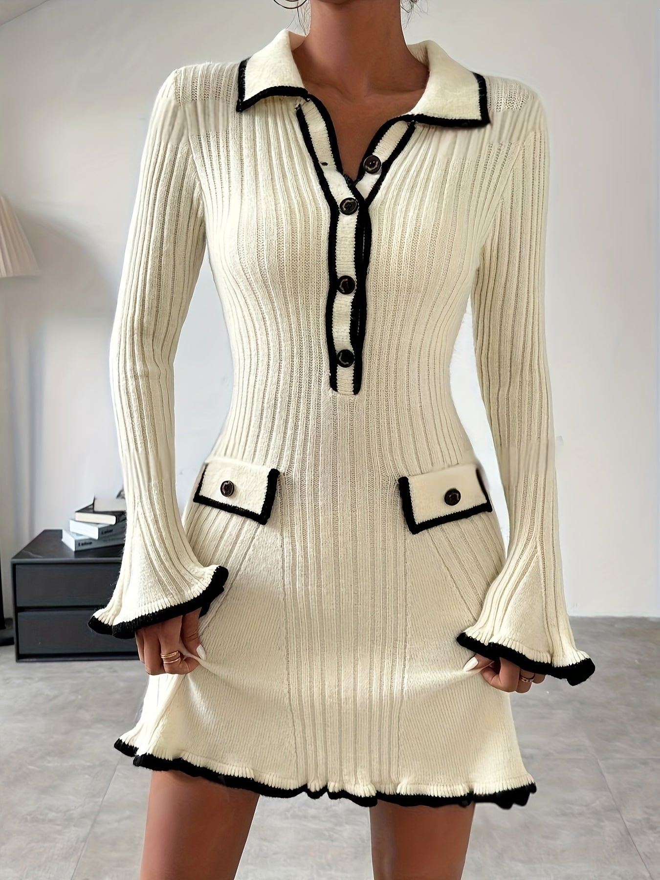 Classic Vintage Dress with a Flattering Fit