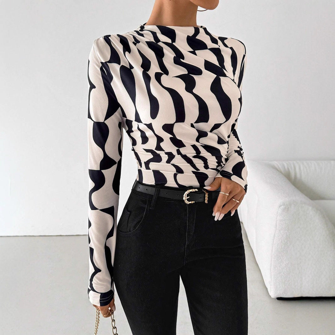 Classic Vintage Top with a Flattering Fit