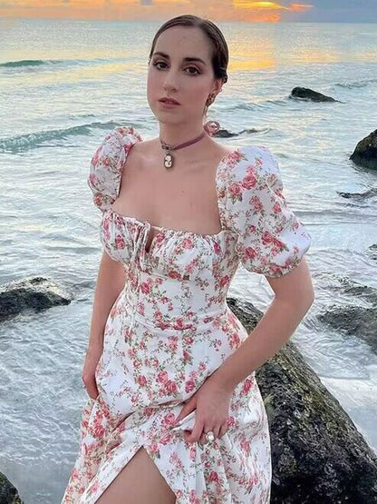Classic Vintage & Enduringly Stylish Dress