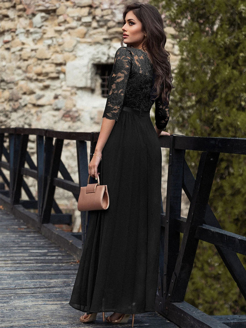 Classic Vintage Dress with a Flattering Fit