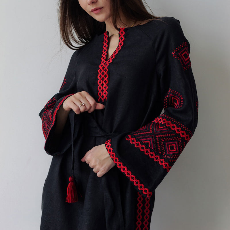 Classic Vintage Dress with a Flattering Fit
