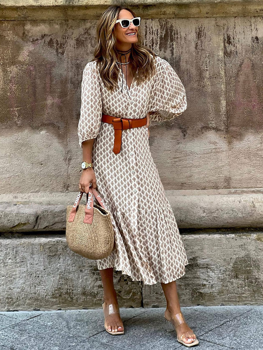 Well Tailored Dress with a Graceful Silhouette