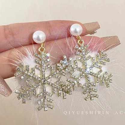Delicate Artisan Pearl Earring